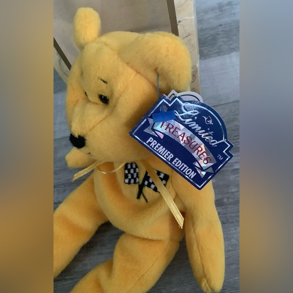 Limited Treasures Premier Edition Jeff GORDON Bear NASCAR with original tags - Picture 5 of 5